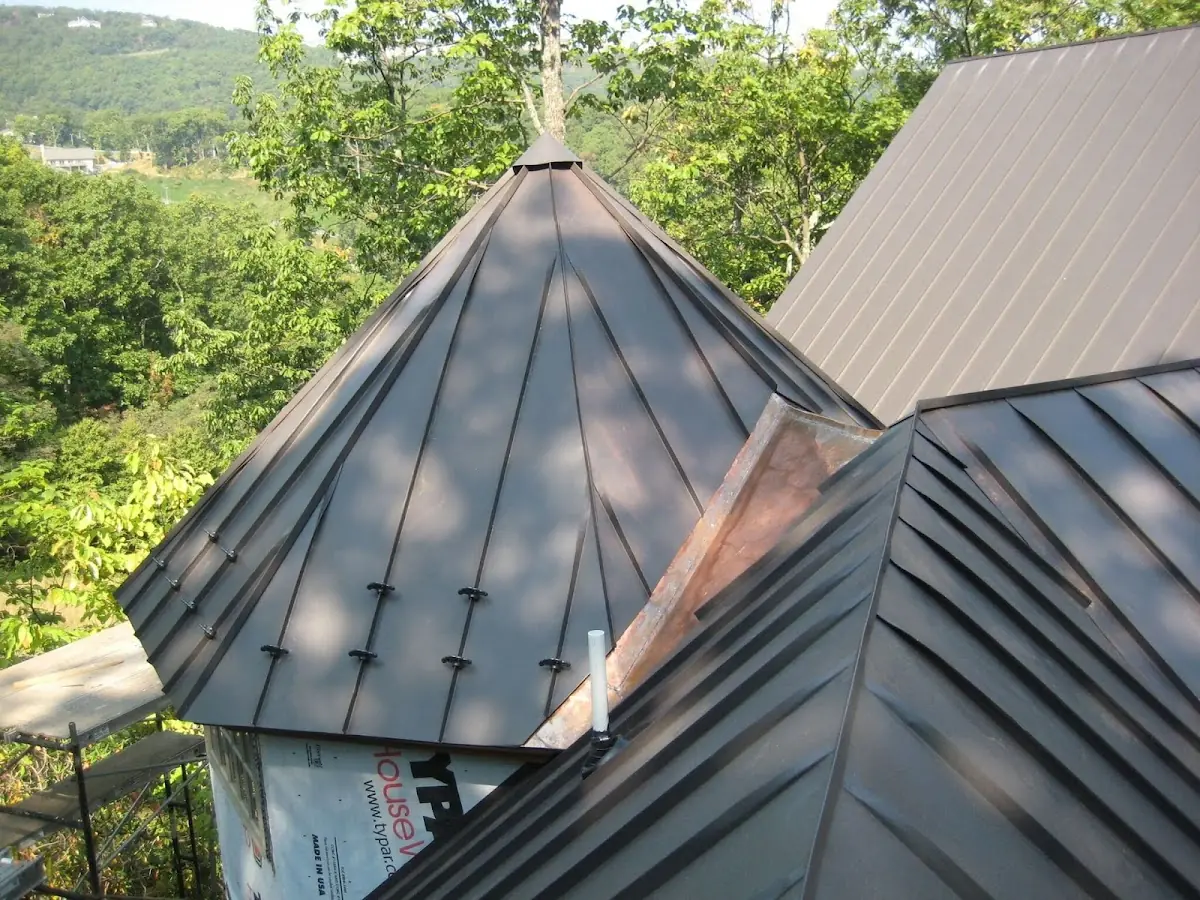 Professional Shingle Replacement & Repair by Craftsman Roofing in Green Lantern Village